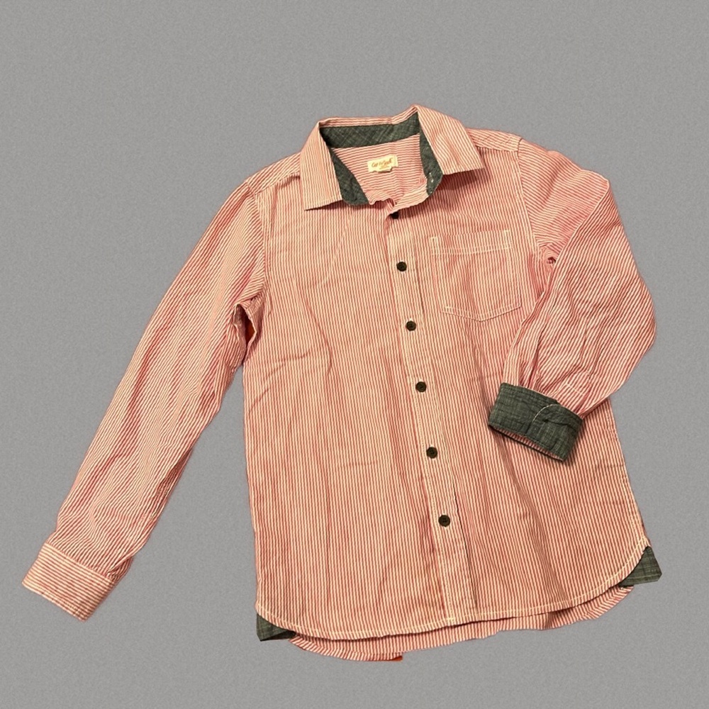 Striped Long Sleeved Button-down shirt Boys 8/10 Cat & Jack